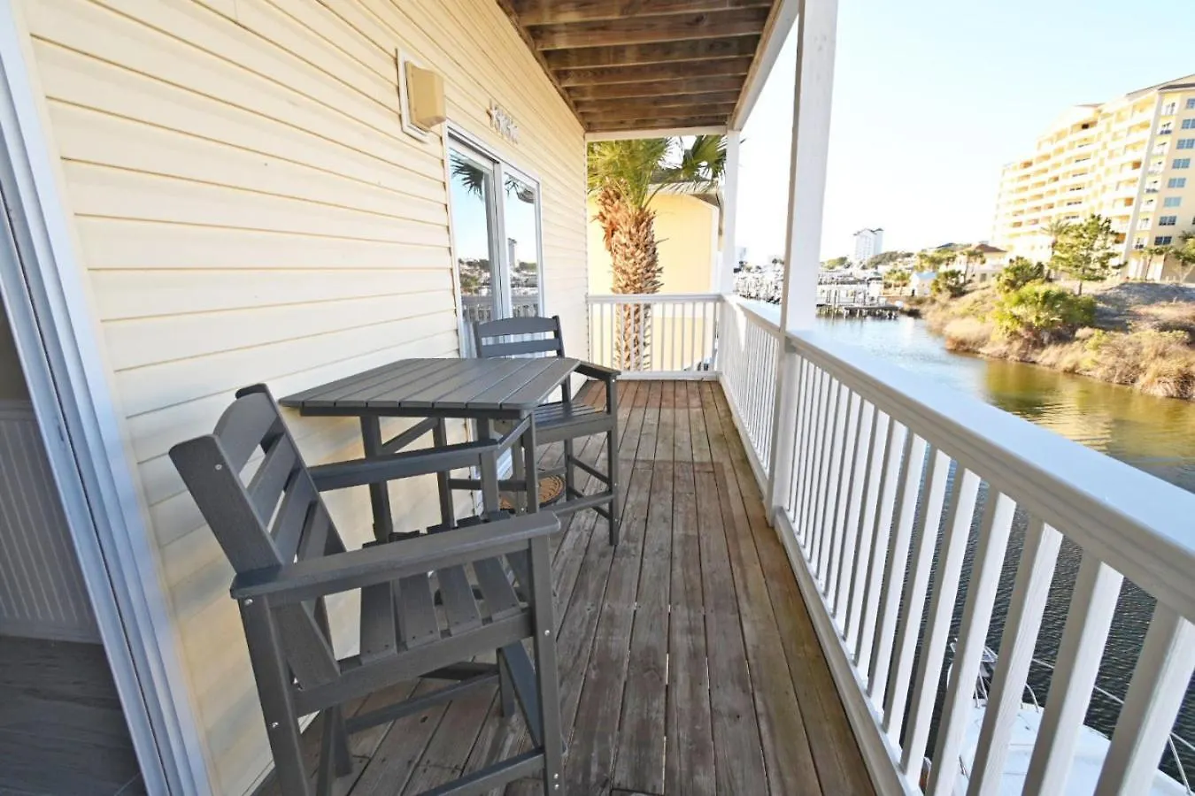Sandpiper Cove Unit 4115 Bring Your Boat Canal 2 Bedroom 2 Bathroom Destin 0*,
